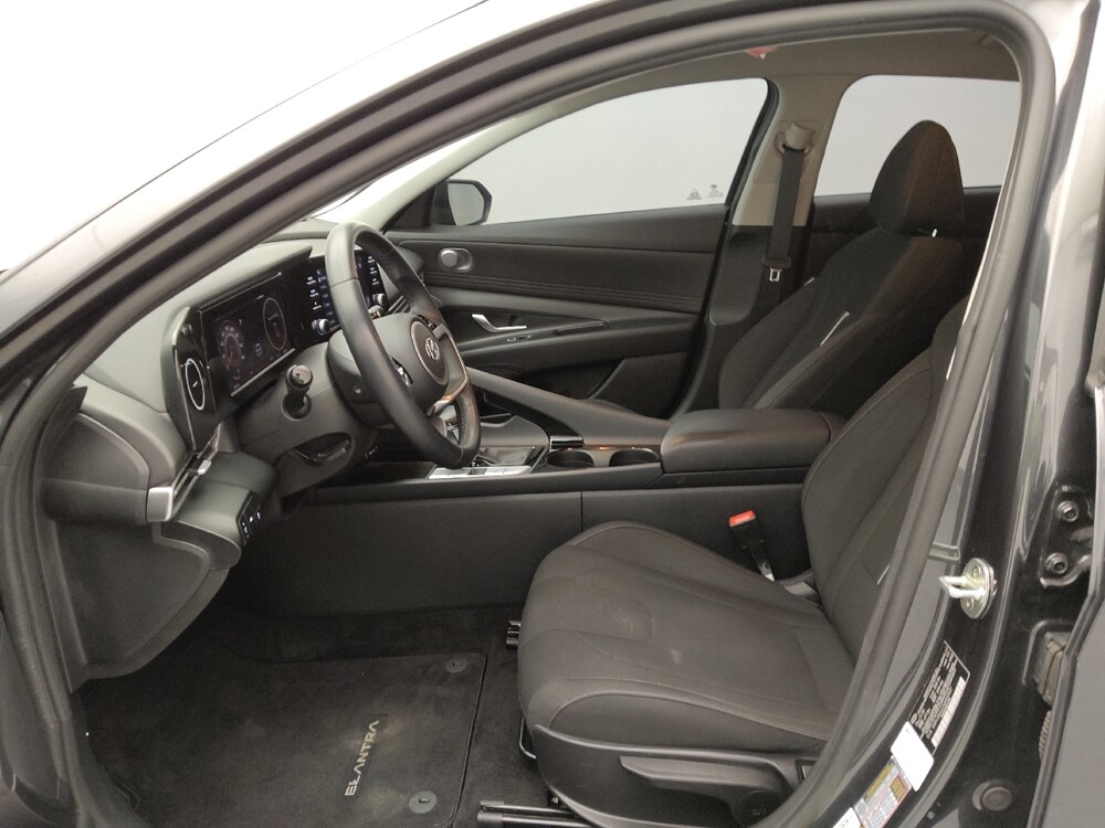 2021 Hyundai Elantra in Independence, MO 64055 - 18111703 17