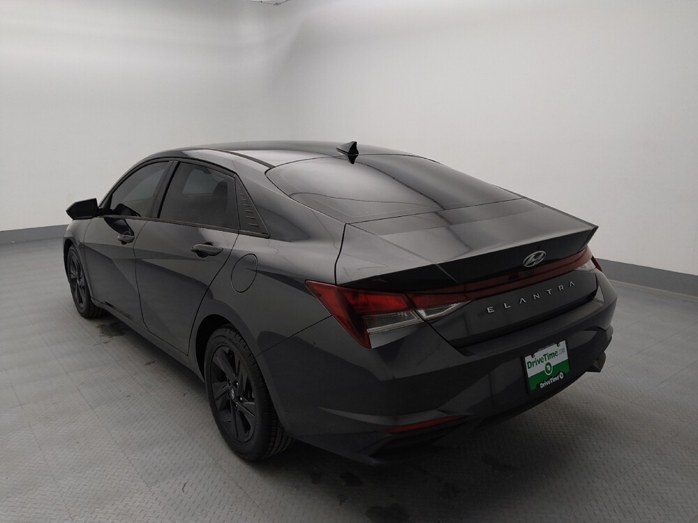 2021 Hyundai Elantra in Independence, MO 64055 - 18111703 5