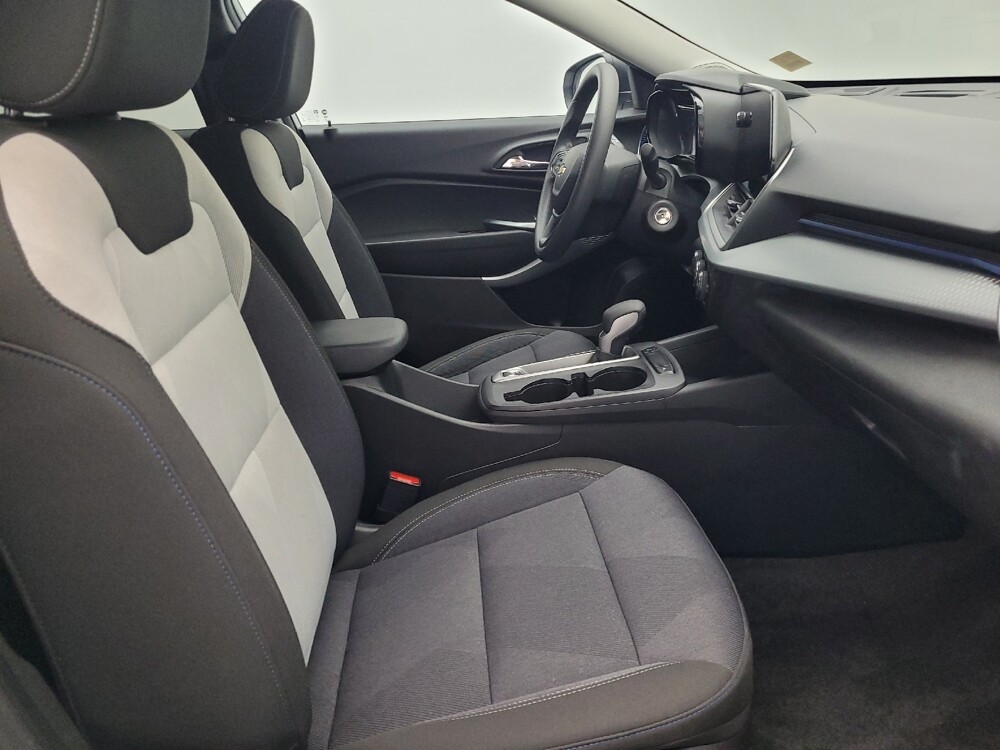 2025 Chevrolet Trax in Pelham, AL 35124 - 18111708 21