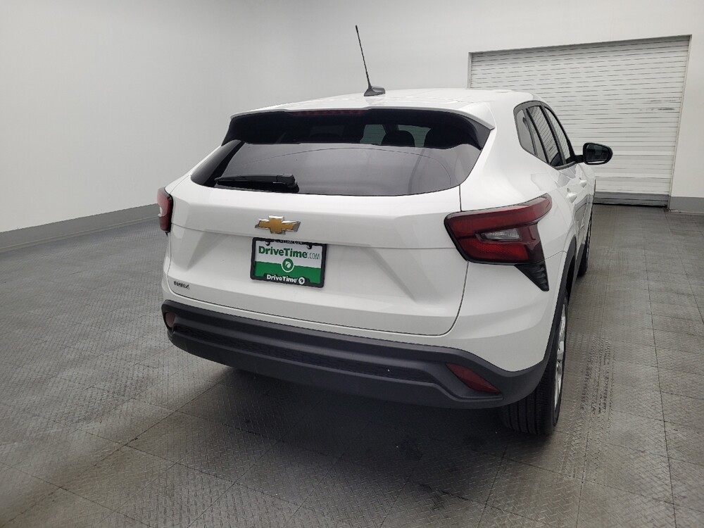 2025 Chevrolet Trax in Pelham, AL 35124 - 18111708 7