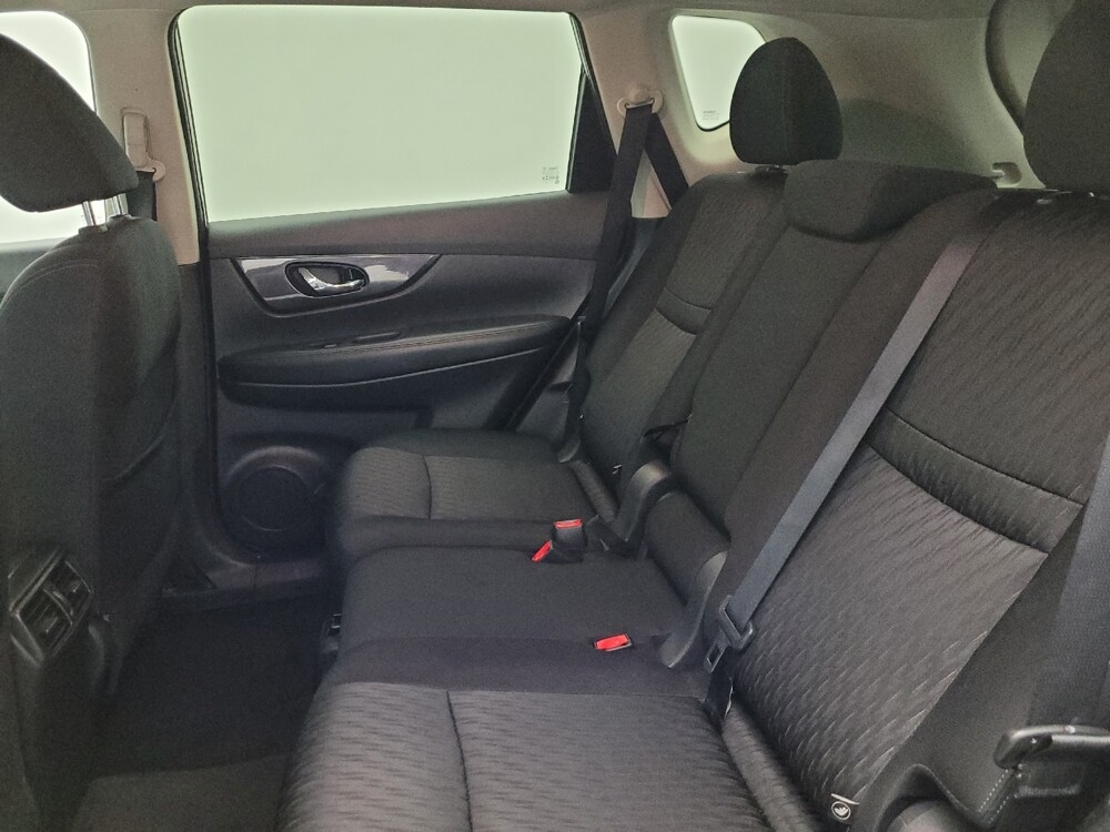 2020 Nissan Rogue in Glendale, AZ 85301 - 18111714 18