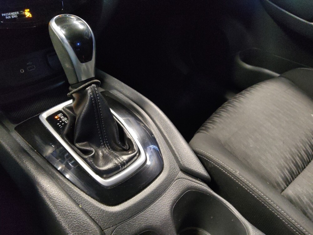 2020 Nissan Rogue in Glendale, AZ 85301 - 18111714 26