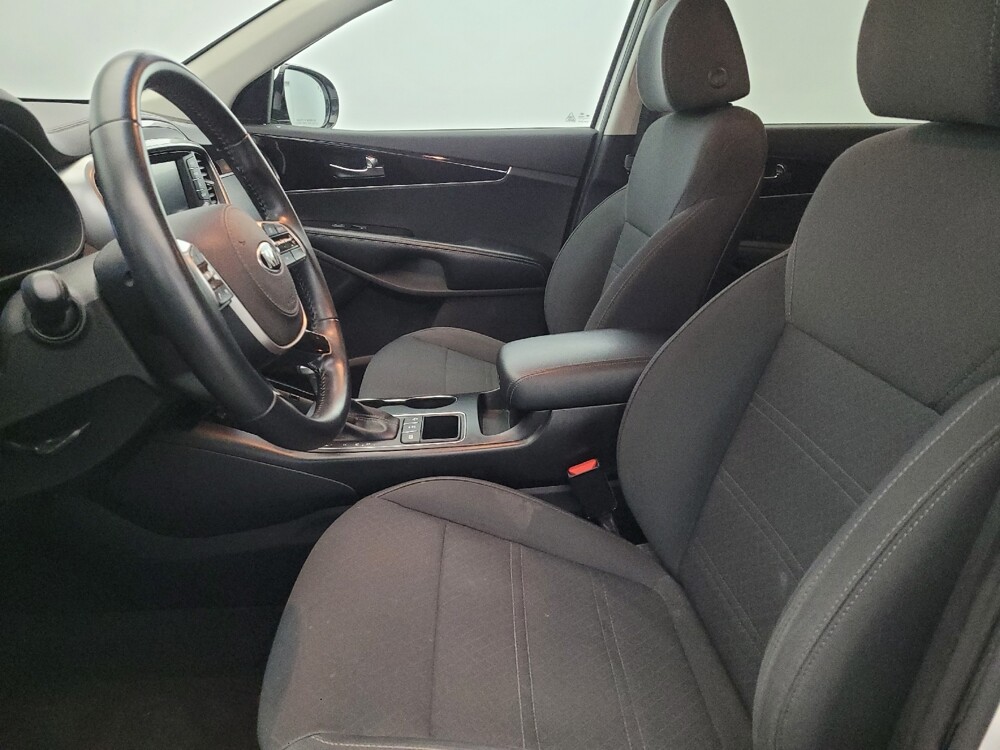 2020 Kia Sorento in Newport News, VA 23601 - 18111717 17