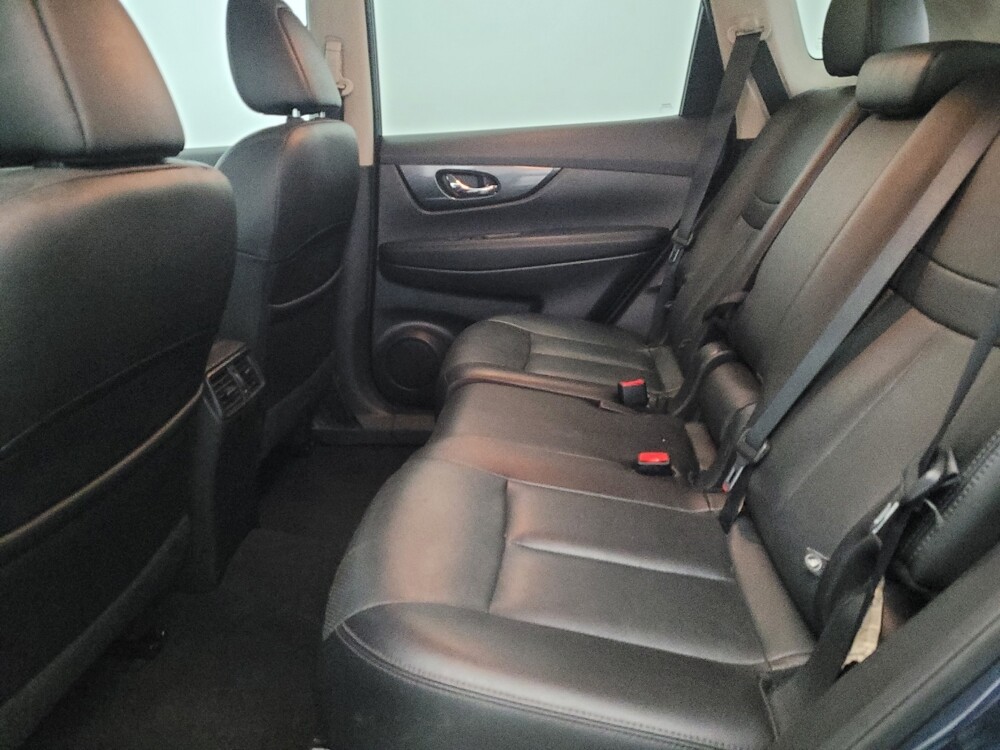 2016 Nissan Rogue in Pittsburgh, PA 15237 - 18111721 18