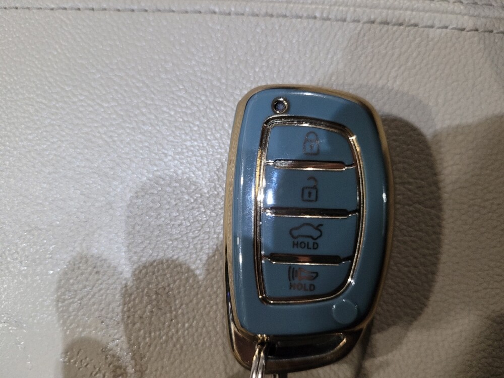 2016 Hyundai Sonata in Pittsburgh, PA 15236 - 18111723 32