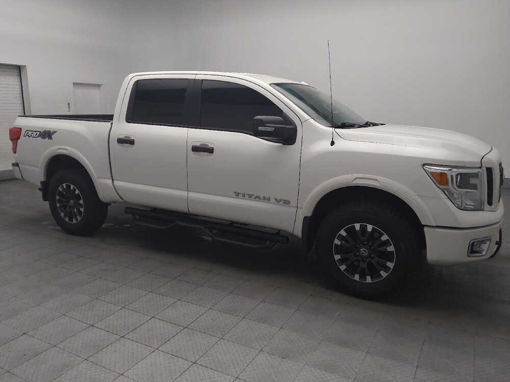2018 Nissan Titan in Marietta, GA 30062 - 18111727 11