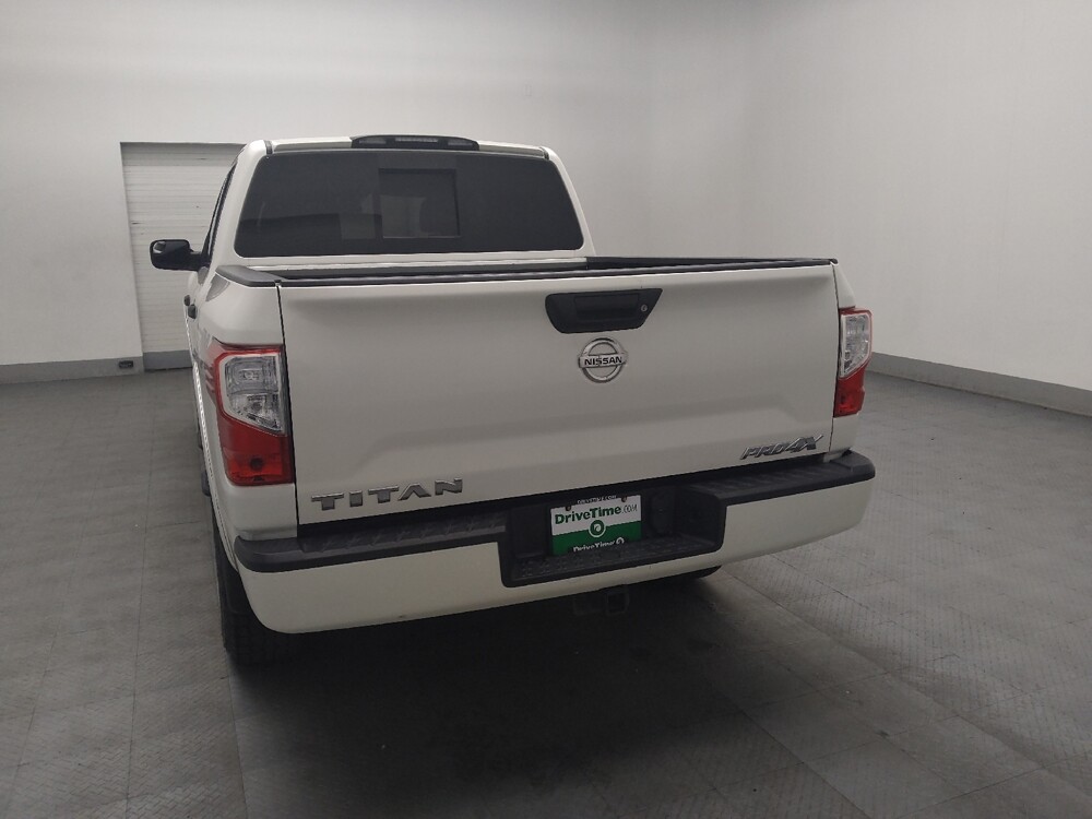 2018 Nissan Titan in Marietta, GA 30062 - 18111727 6