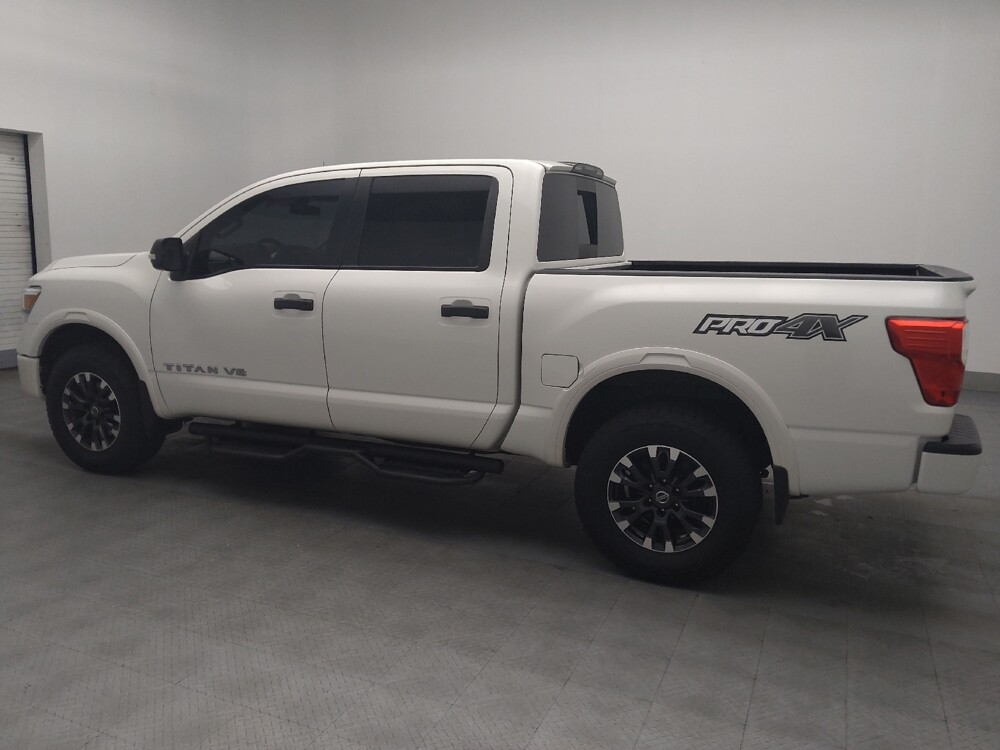 2018 Nissan Titan in Marietta, GA 30062 - 18111727 3