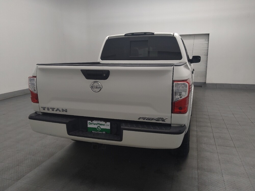 2018 Nissan Titan in Marietta, GA 30062 - 18111727 7