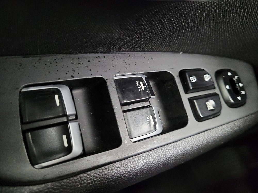 2019 Kia Soul in Las Vegas, NV 89104 - 18111728 27