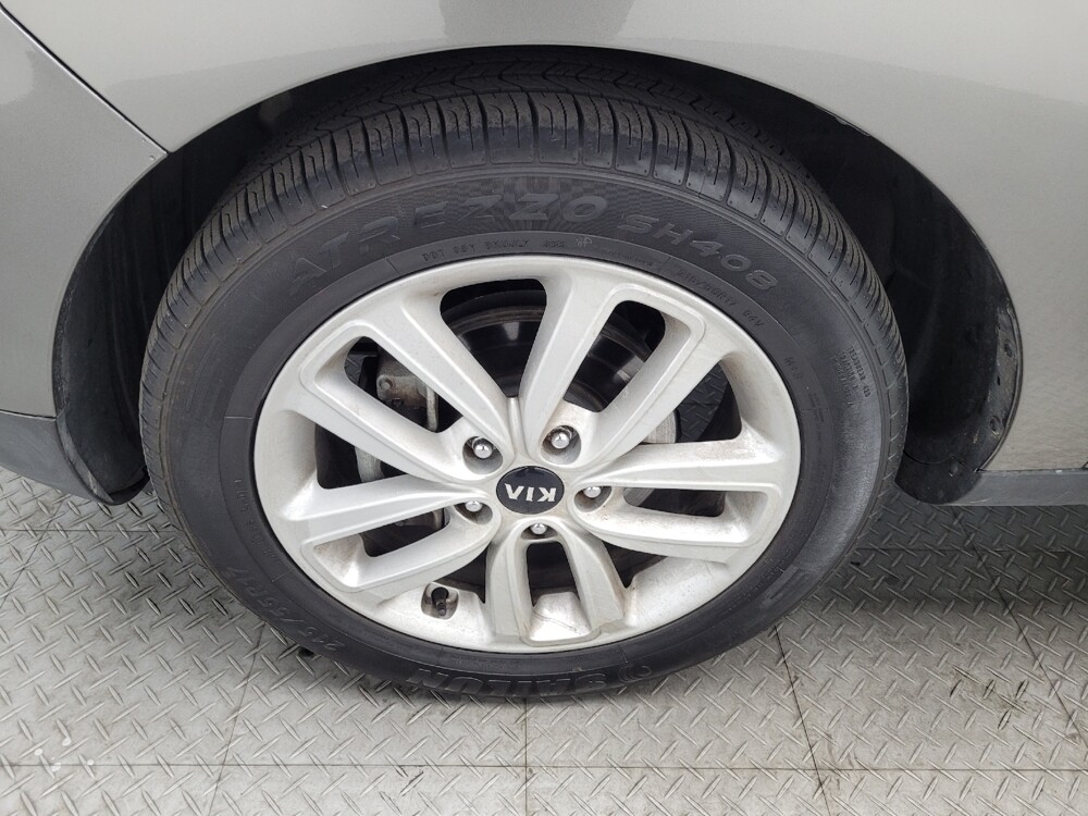 2019 Kia Soul in Las Vegas, NV 89104 - 18111728 31