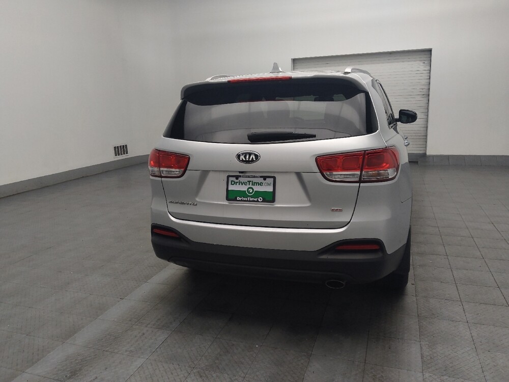 2018 Kia Sorento in Union City, GA 30291 - 18111732 7
