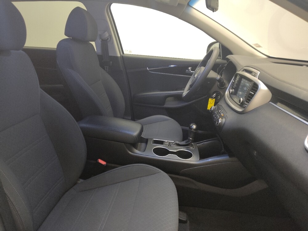 2018 Kia Sorento in Union City, GA 30291 - 18111732 21