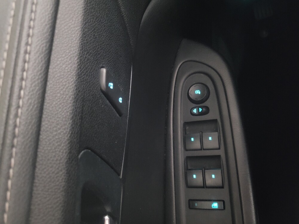 2016 Chevrolet Traverse in Birmingham, AL 35215 - 18111735 27