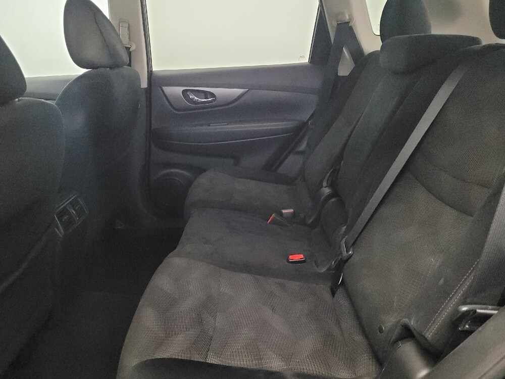 2015 Nissan Rogue in Pittsburgh, PA 15237 - 18111737 18