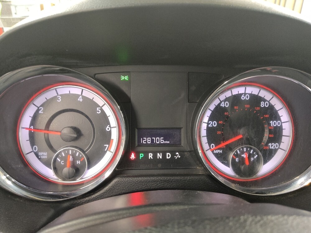 2020 Dodge Grand Caravan in St. Louis, MO 63125 - 18111739 23