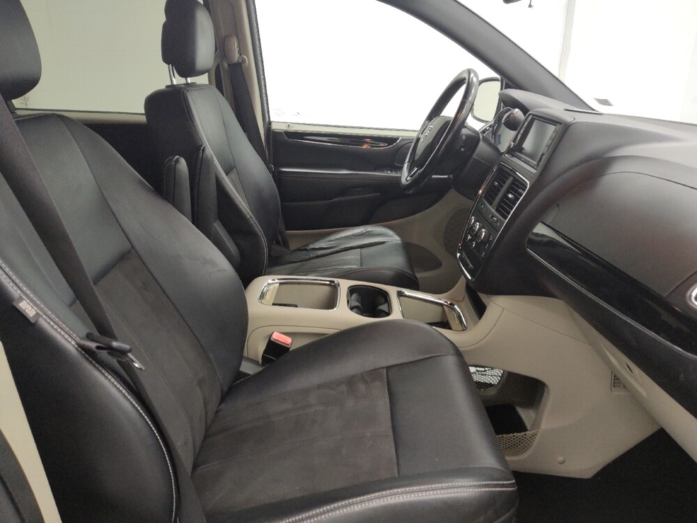 2020 Dodge Grand Caravan in St. Louis, MO 63125 - 18111739 21