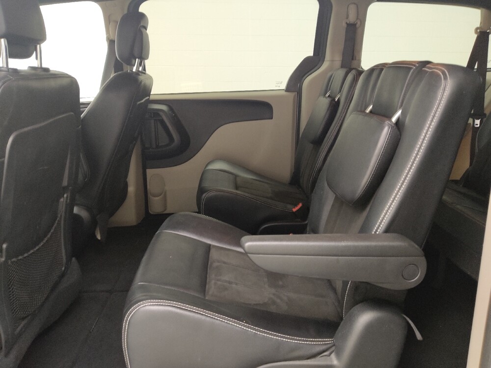 2020 Dodge Grand Caravan in St. Louis, MO 63125 - 18111739 18