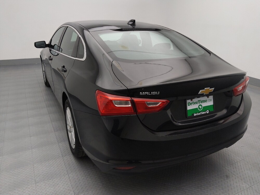 2018 Chevrolet Malibu in Independence, MO 64055 - 18111740 6