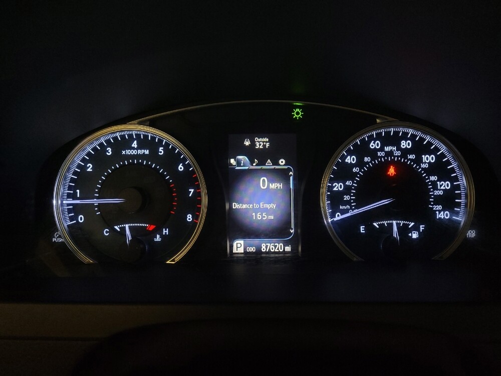 2015 Toyota Camry in Greenville, SC 29607 - 18111770 23