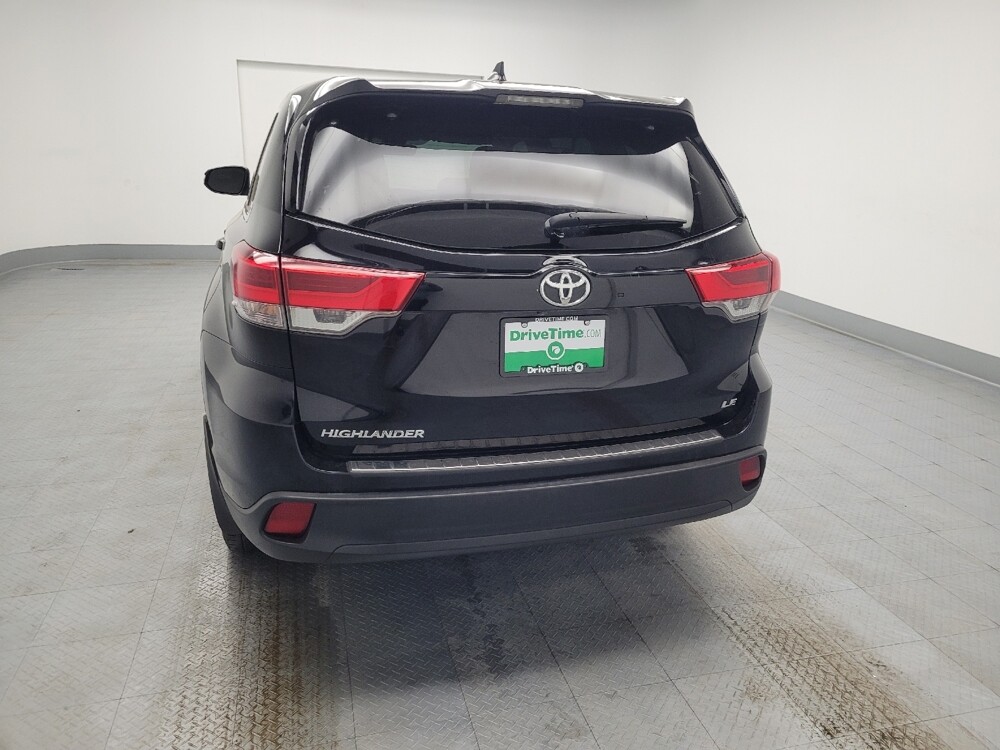 2018 Toyota Highlander in Memphis, TN 38115 - 18111777 6