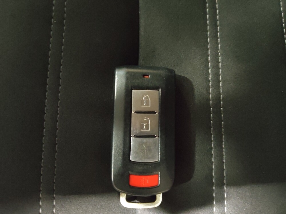 2019 Mitsubishi Outlander in Newport News, VA 23601 - 18111786 32