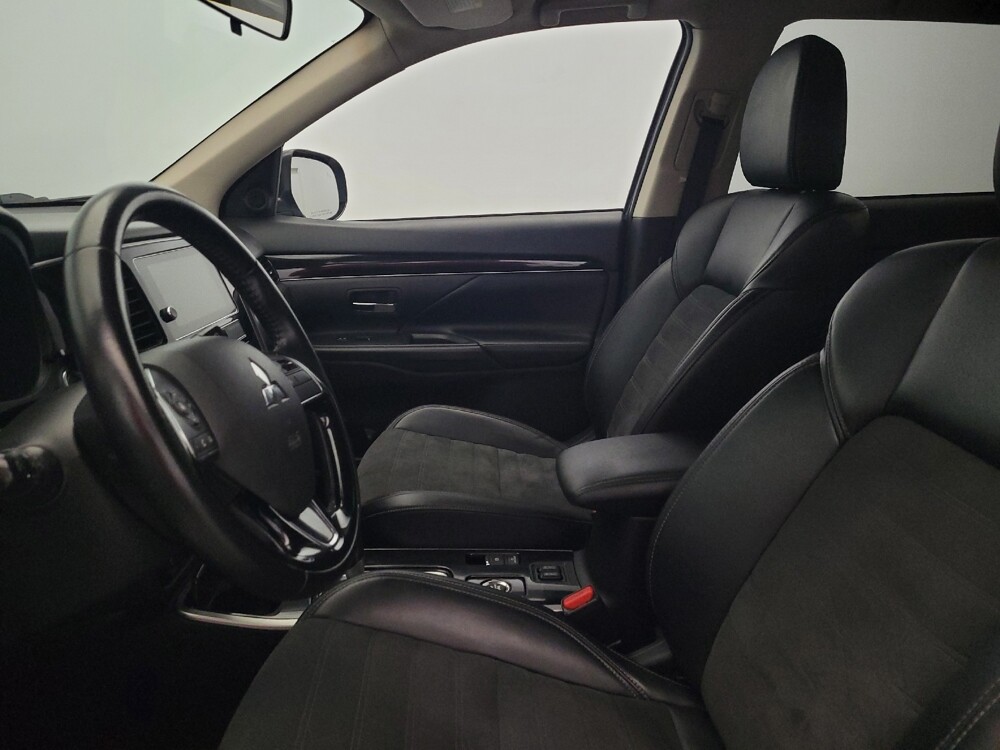 2019 Mitsubishi Outlander in Newport News, VA 23601 - 18111786 17