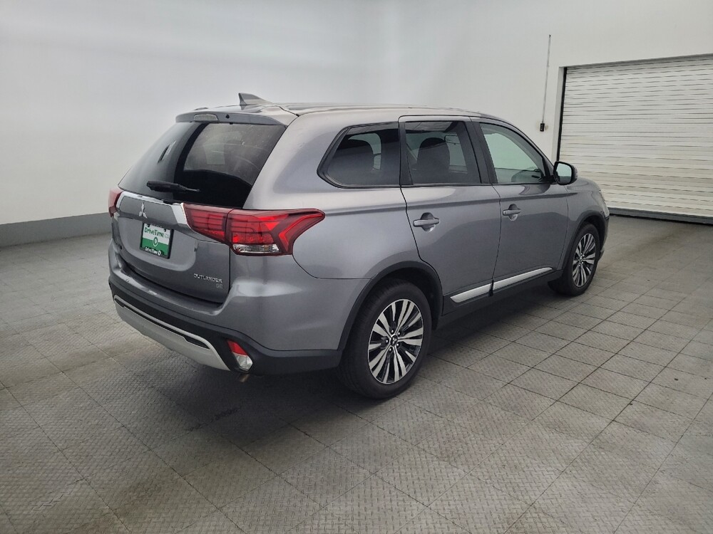 2019 Mitsubishi Outlander in Newport News, VA 23601 - 18111786 9