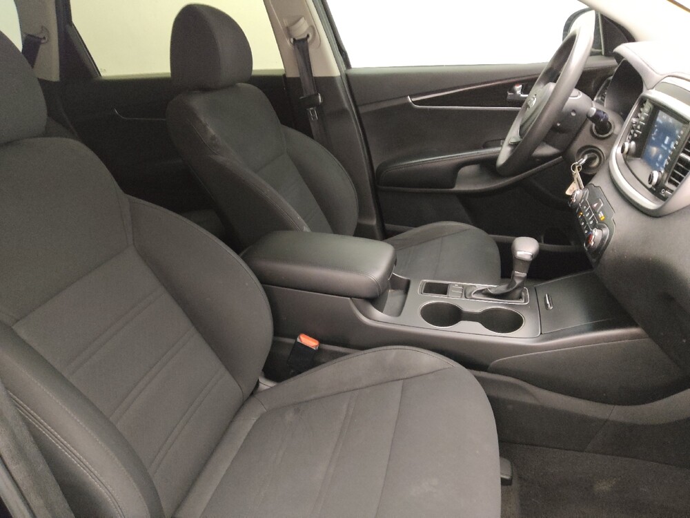 2019 Kia Sorento in Salem, VA 24153 - 18111787 21