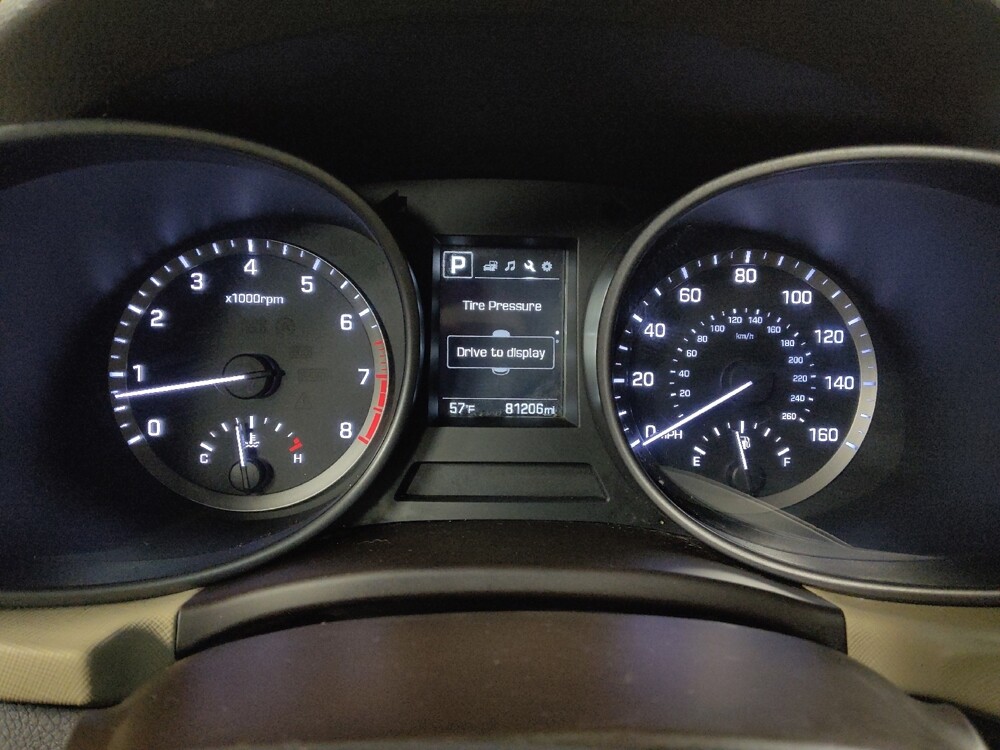 2017 Hyundai Santa Fe in Knoxville, TN 37923 - 18111789 23