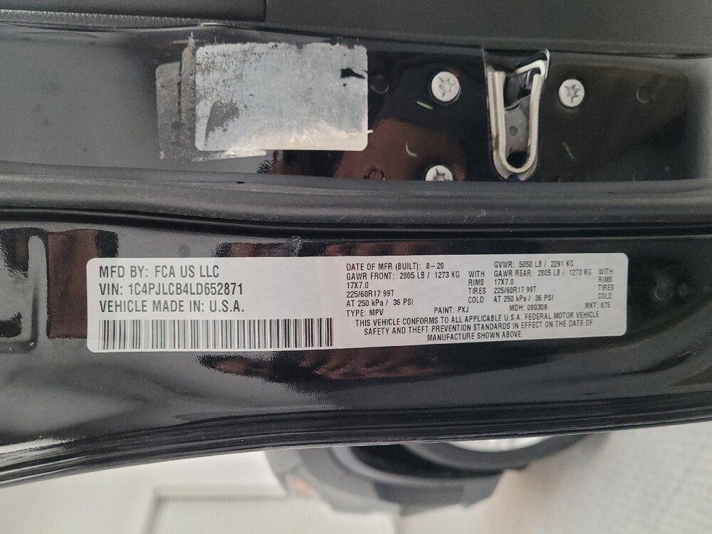 2020 Jeep Cherokee in Sacramento, CA 95821 - 18111795 33