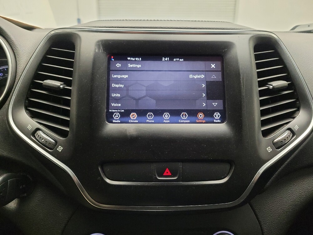 2020 Jeep Cherokee in Sacramento, CA 95821 - 18111795 25