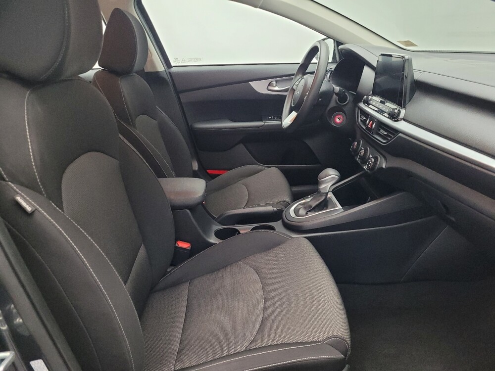2024 Kia Forte in Lauderdale Lakes, FL 33313 - 18111810 21