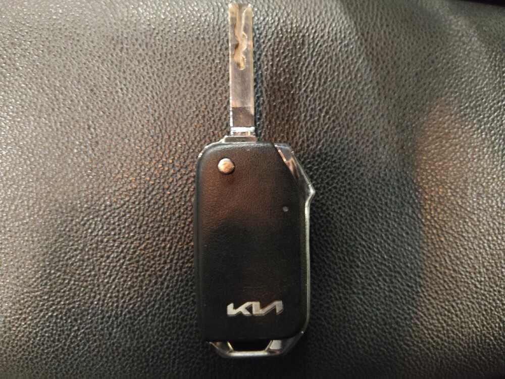 2024 Kia Forte in Lauderdale Lakes, FL 33313 - 18111810 32