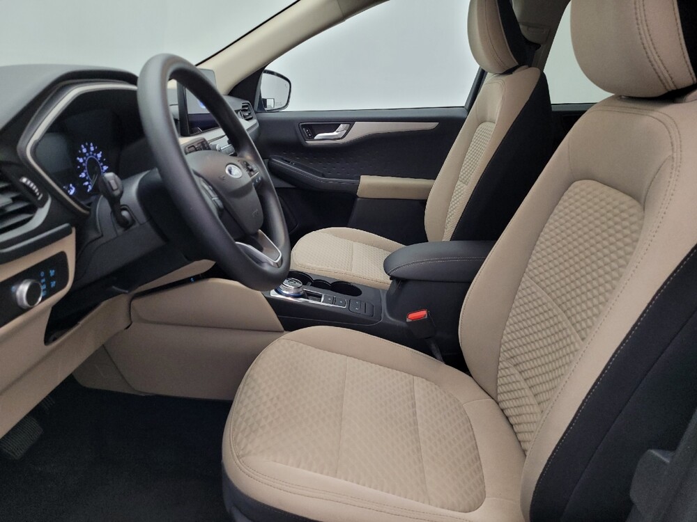 2020 Ford Escape in Hialeah, FL 33014 - 18111818 17
