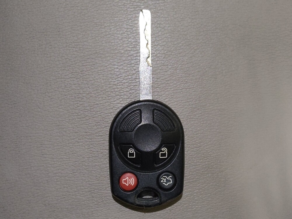 2018 Ford Escape in Hialeah, FL 33014 - 18111820 32