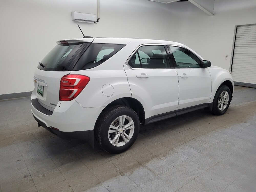 2016 Chevrolet Equinox in Maple Heights, OH 44137 - 18111825 10