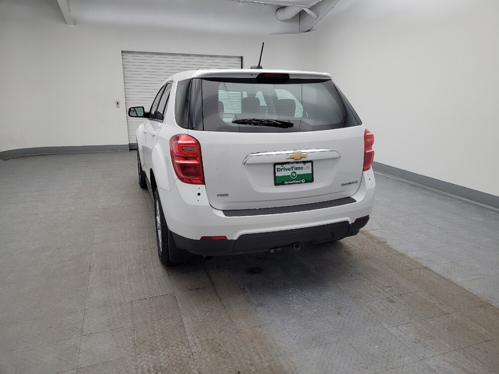 2016 Chevrolet Equinox in Maple Heights, OH 44137 - 18111825 6