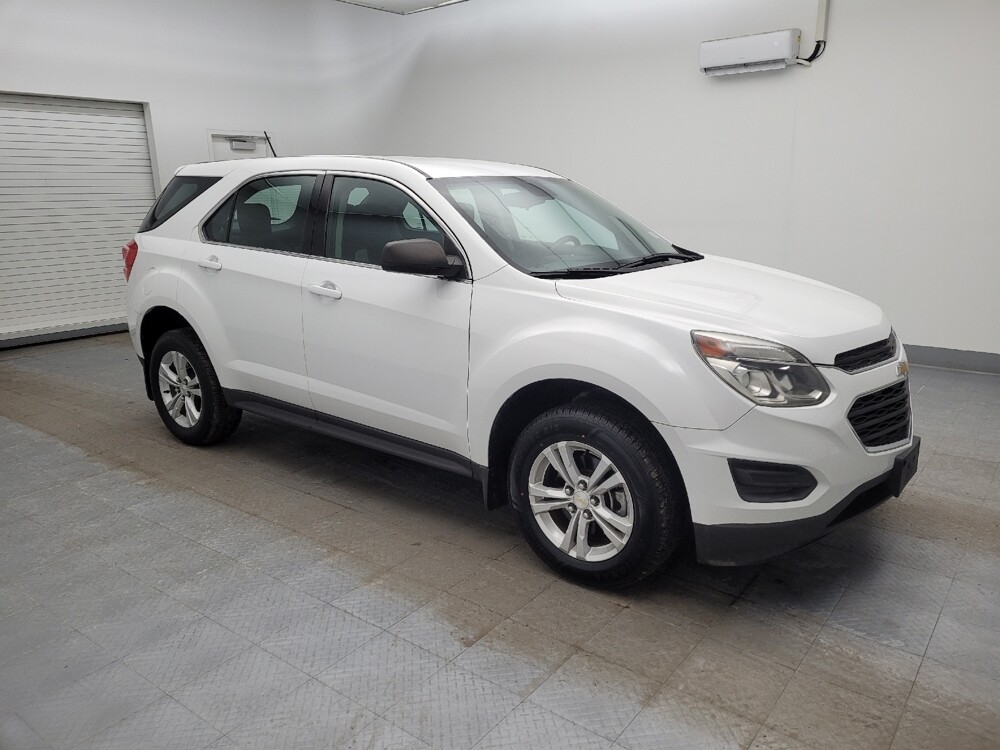 2016 Chevrolet Equinox in Maple Heights, OH 44137 - 18111825 11