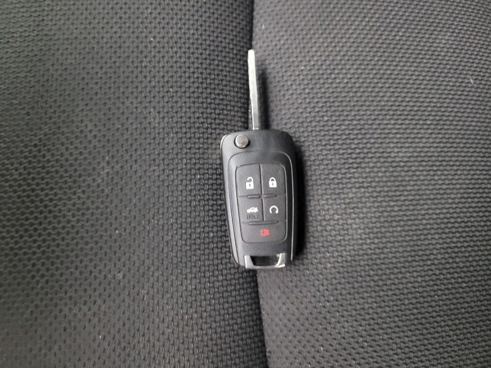 2014 Chevrolet Cruze in Taylor, MI 48180 - 18111826 32