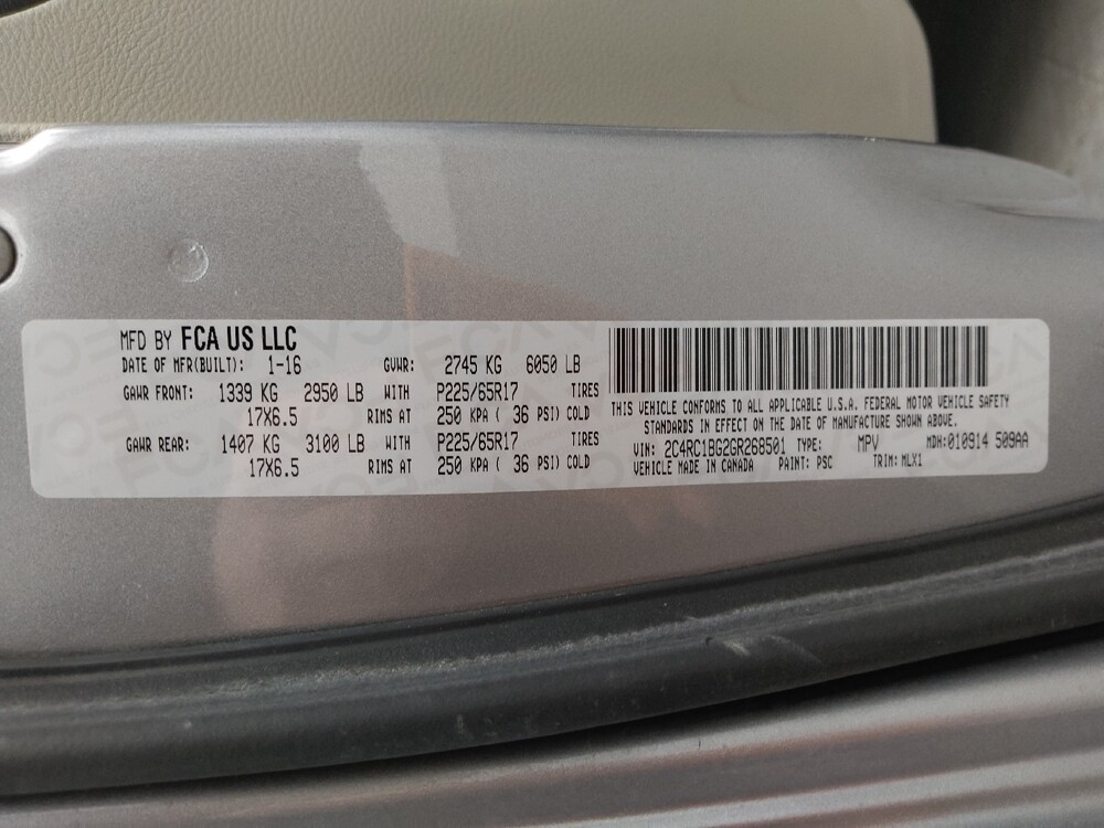 2016 Chrysler Town & Country in Denver, CO 80012 - 18111833 33