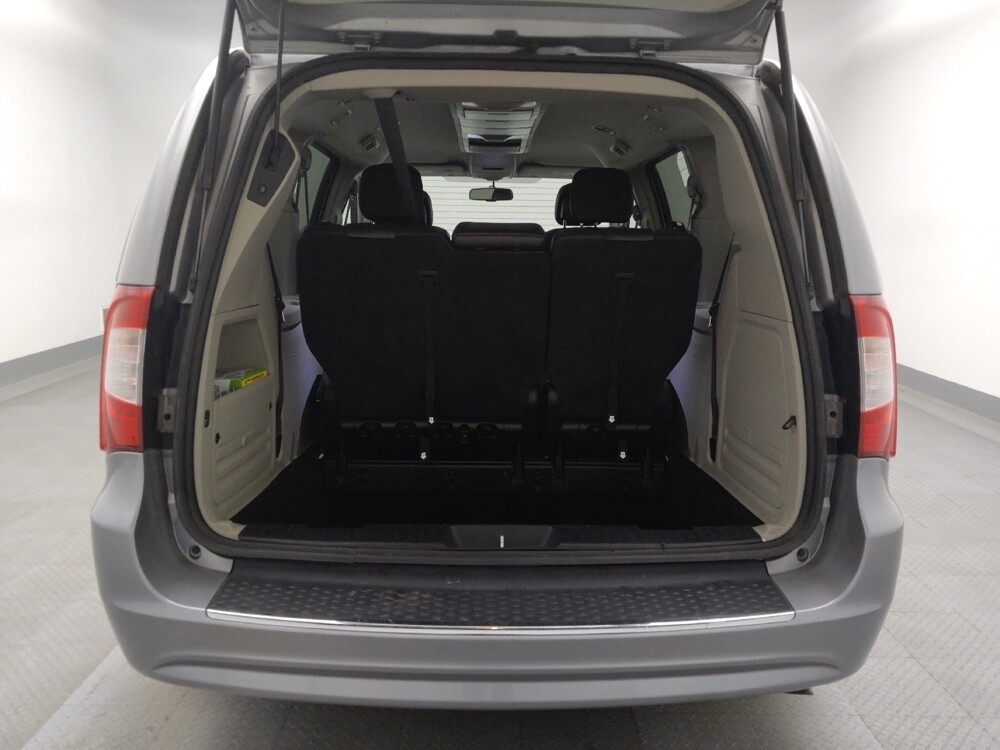 2016 Chrysler Town & Country in Denver, CO 80012 - 18111833 29