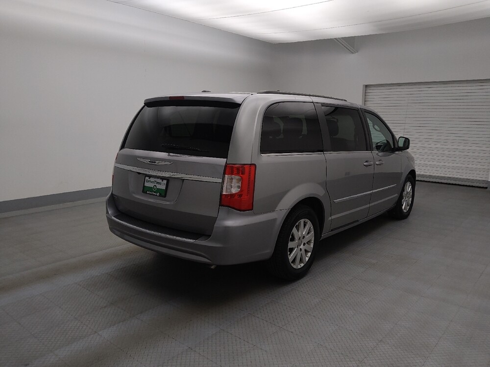 2016 Chrysler Town & Country in Denver, CO 80012 - 18111833 9