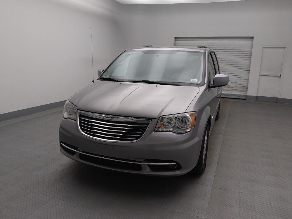 2016 Chrysler Town & Country in Denver, CO 80012 - 18111833 15