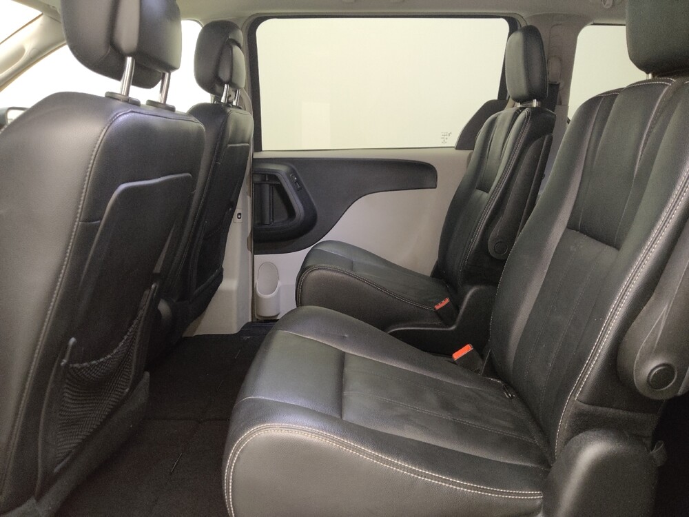 2016 Chrysler Town & Country in Denver, CO 80012 - 18111833 18