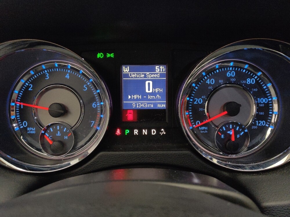 2016 Chrysler Town & Country in Denver, CO 80012 - 18111833 23