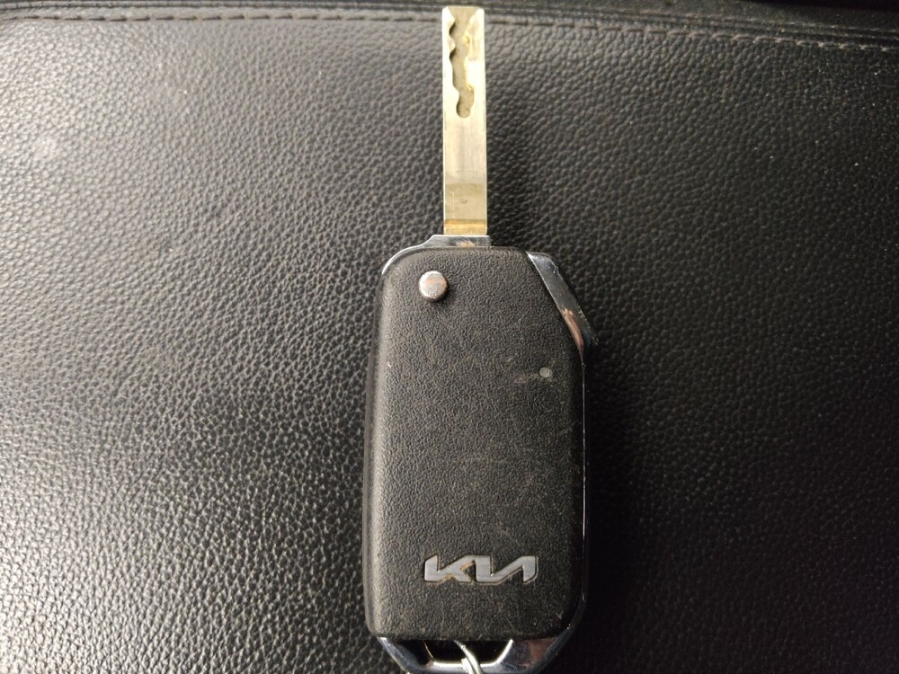 2025 Kia Sportage in Lakewood, CO 80215 - 18111835 32