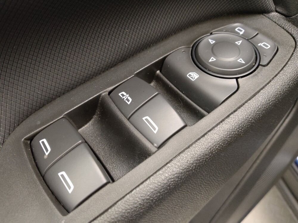 2022 Chevrolet Equinox in Lakewood, CO 80215 - 18111836 27