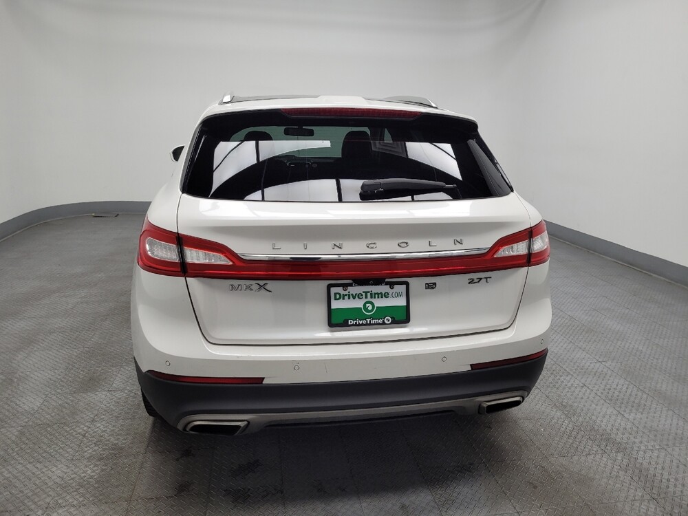 2018 Lincoln MKX in Las Vegas, NV 89102 - 18111837 6