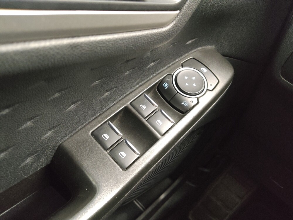 2020 Ford Escape in St. Louis, MO 63136 - 18111855 27